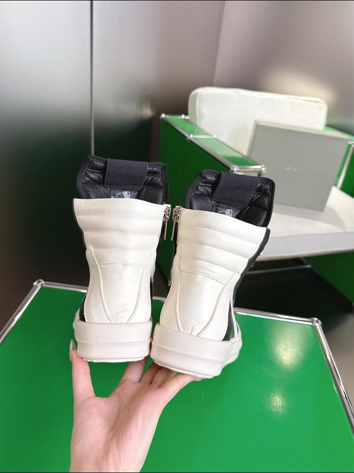 2025112817251680 330